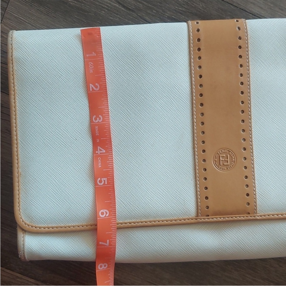 Fendi Elegant White and Tan Clutch Bag - Picture 10 of 16